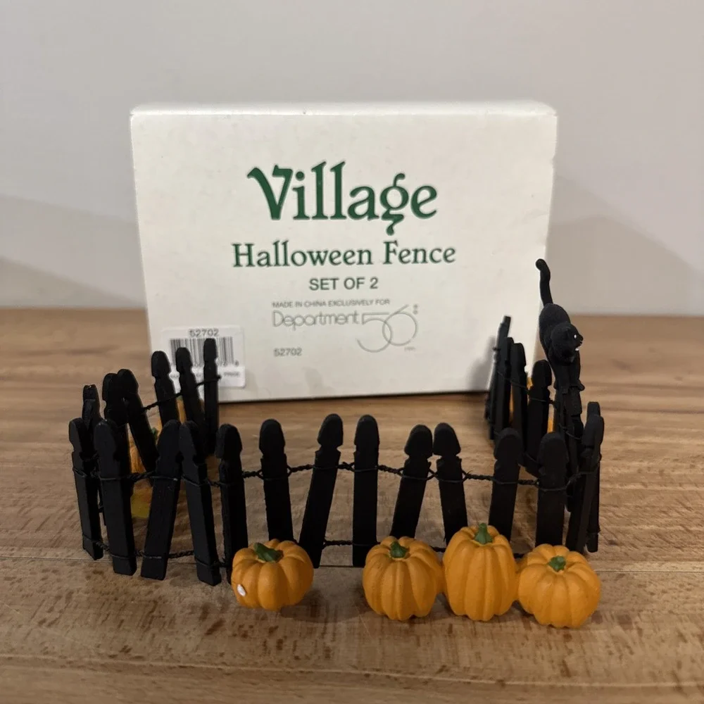 Department 56 Village Halloween Fence Set of 2 #52702 1999